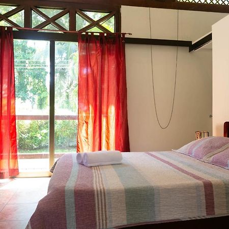 Puerto Viejo de Talamanca Kenaki Lodge מראה חיצוני תמונה