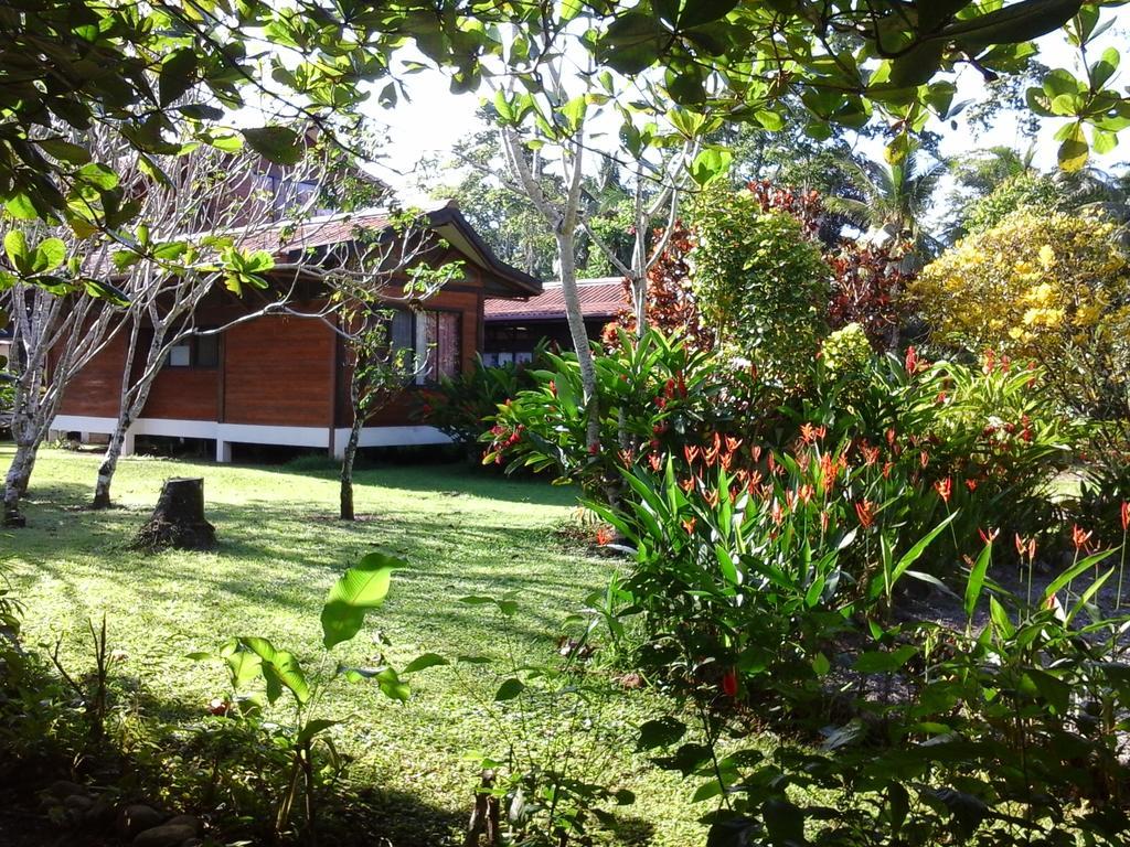 Puerto Viejo de Talamanca Kenaki Lodge מראה חיצוני תמונה