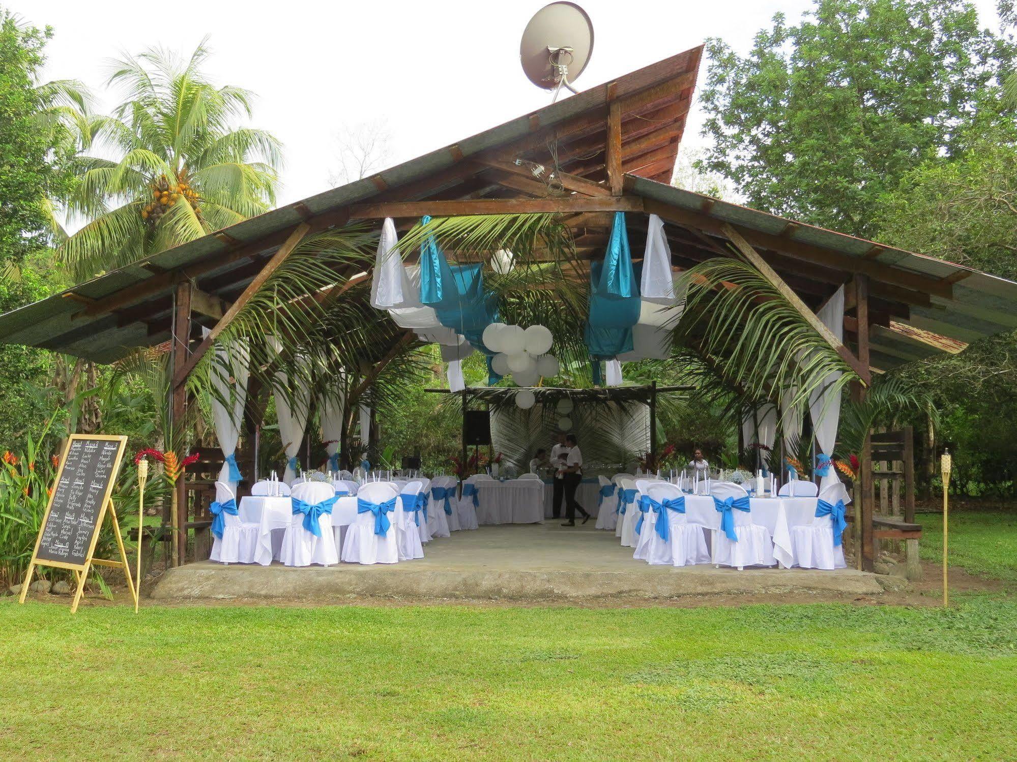 Puerto Viejo de Talamanca Kenaki Lodge מראה חיצוני תמונה