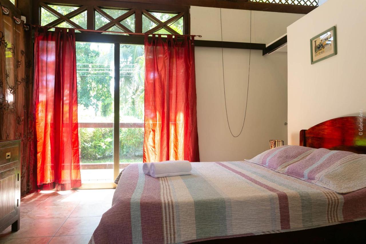 Puerto Viejo de Talamanca Kenaki Lodge מראה חיצוני תמונה
