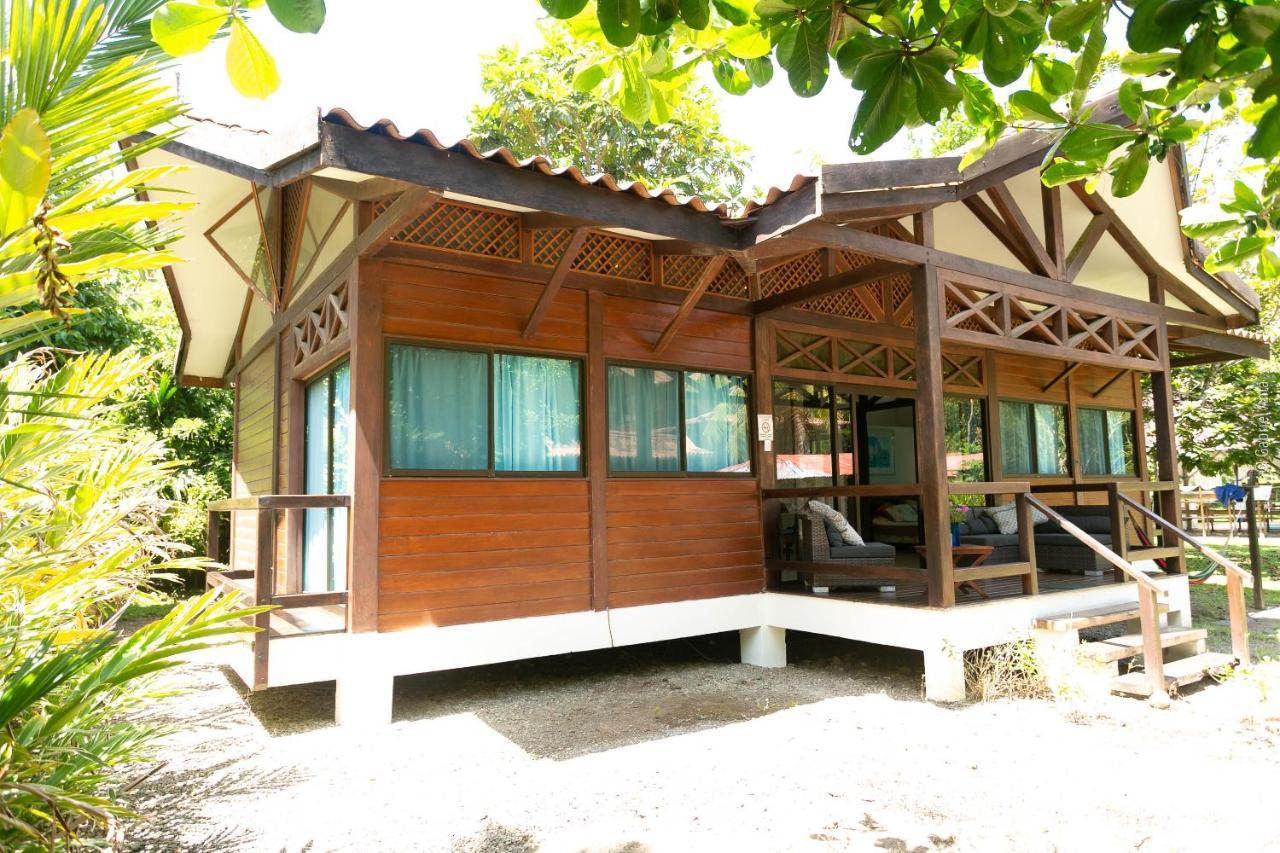 Puerto Viejo de Talamanca Kenaki Lodge מראה חיצוני תמונה